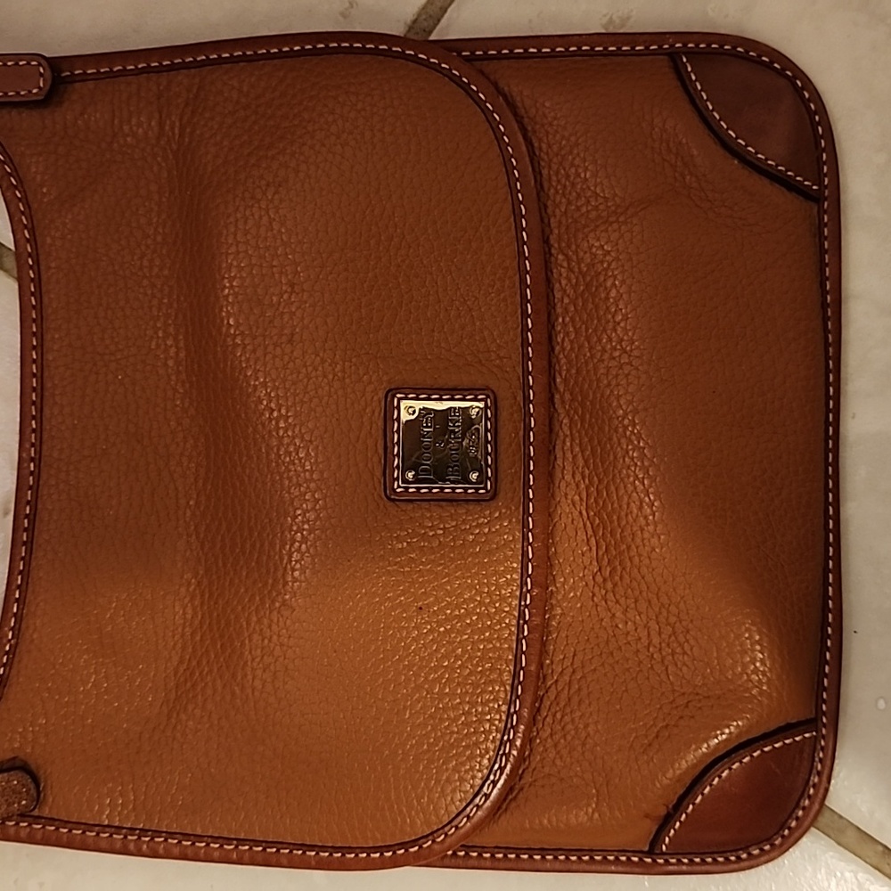 Women's handbag